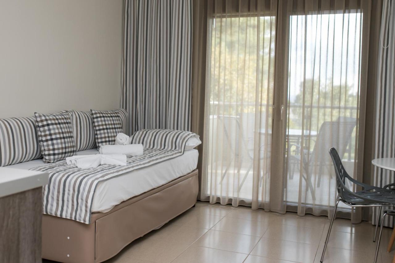 Aparthotel Gmare Gerakini Exteriér fotografie